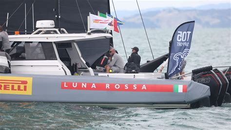 prezzo luna rossa barca